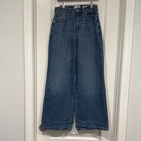 Cotton On Relaxed Wide-Leg Jeans - Picture 2 of 11